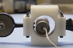 Loop-flux-compression-generator